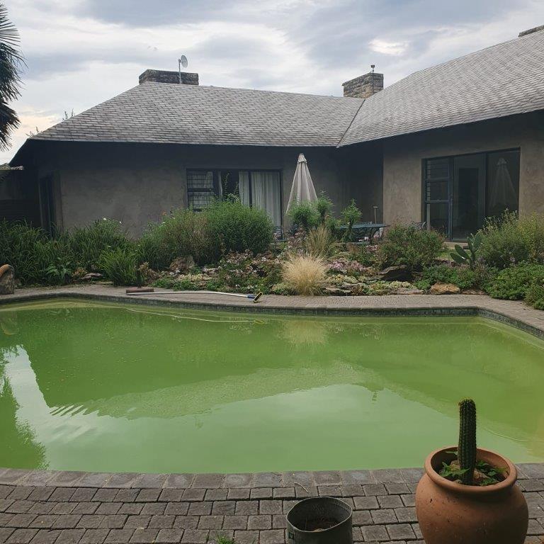 7 Bedroom Property for Sale in Ladybrand Free State